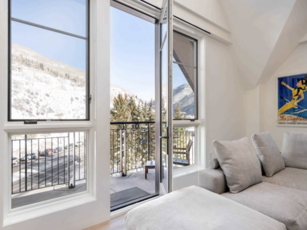 Lavish Penthouse Located in the Center of Vail village